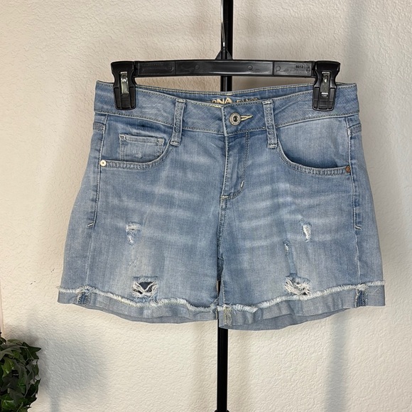 Arizona Jean Company Jean Shorts | Distressed Light Wash - Picture 2 of 6